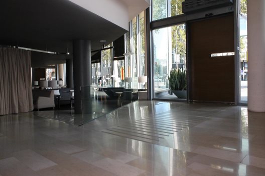 Hotel B