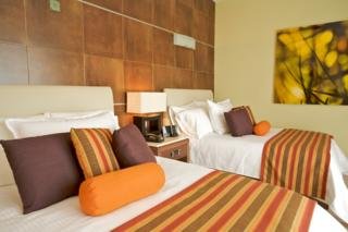 Hotel B2b Plaza Malecón Cancún & Convention Center