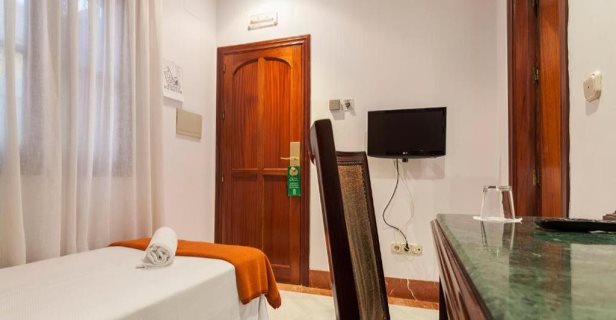 Hotel Baco
