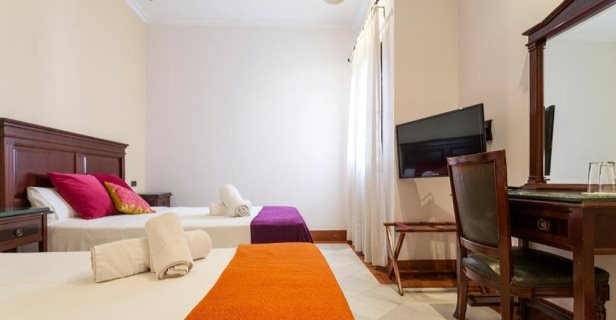 Hotel Baco