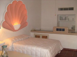 Hotel Bahia & Beach Club