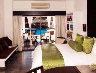 Hotel Bahia & Beach Club