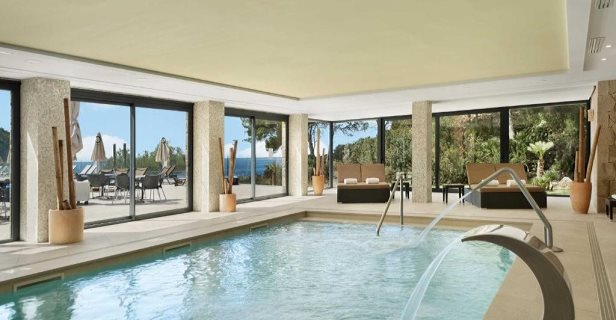 Hotel Bahia Camp De Mar Suites