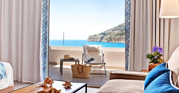 Hotel Bahia Camp De Mar Suites