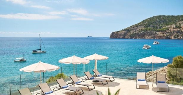 Hotel Bahia Camp De Mar Suites