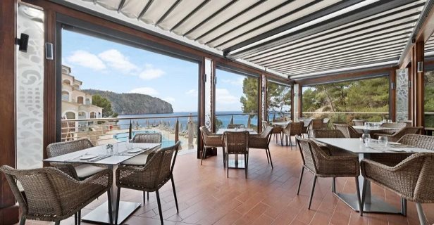 Hotel Bahia Camp De Mar Suites