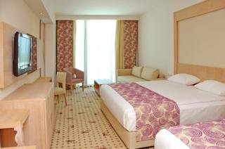 Hotel Baia Lara