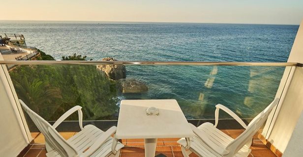 Hotel Balcon De Europa