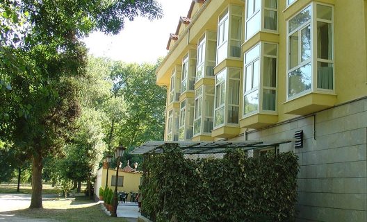 Hotel Balneario Parque De Alceda