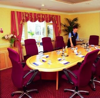 Hotel Barcelo Basingstoke Country