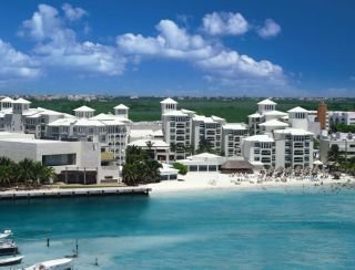 Hotel Barcelo Costa Cancún All Inclusive