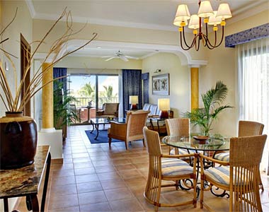 Hotel Barcelo Maya Colonial & Maya Tropical All Inclusive