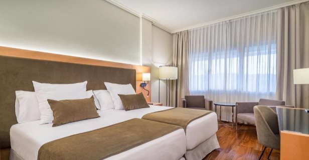 Hotel Barceló Murcia 7 Coronas