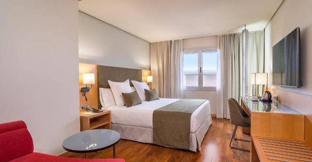 Hotel Barceló Murcia 7 Coronas