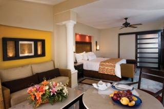 Hotel Barcelo Puerto Vallarta All Inclusive