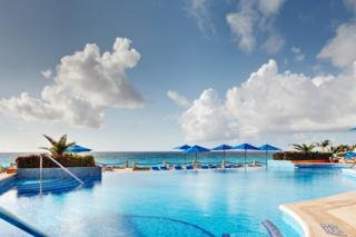 Hotel Barcelo Tucancun Beach All Inclusive