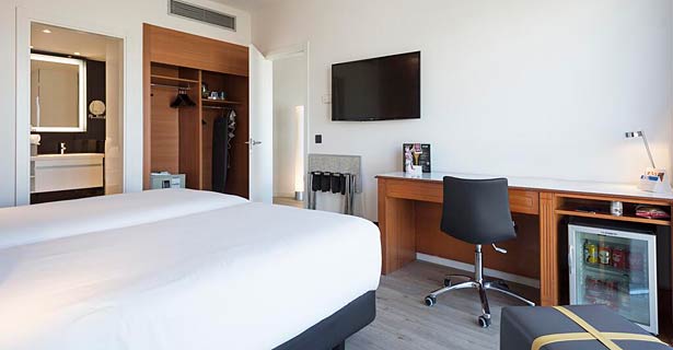 Hotel Barcelona Apolo Affiliated By Meliá