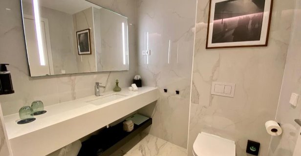 Hotel Barcelona Via Sants By Hilton