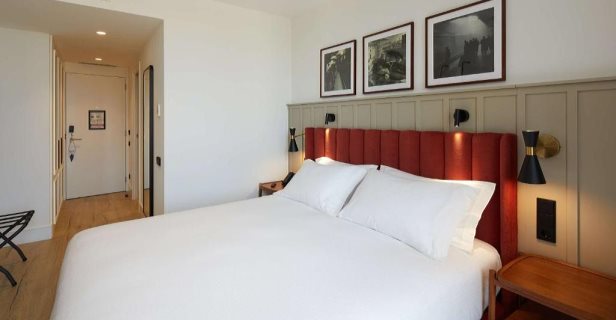 Hotel Barcelona Via Sants By Hilton
