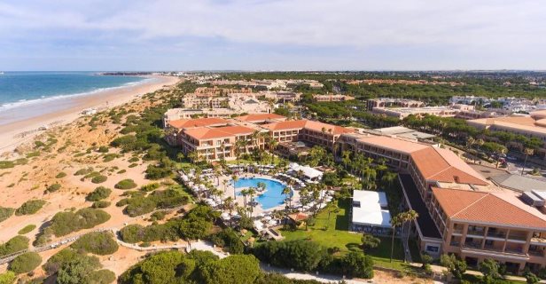 Hotel Barrosa Palace