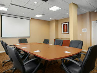 Hotel Baymont Inn & Suites Denver International Airport