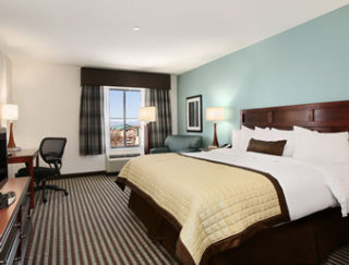 Hotel Baymont Inn & Suites Denver International Airport
