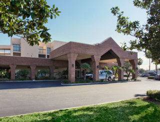 Hotel Baymont Inn & Suites Near Busch Garden