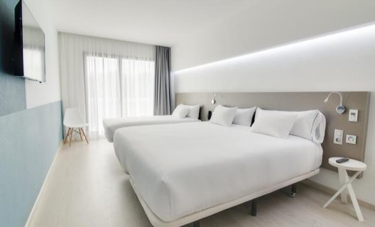 Hotel B&b Donostia San Sebastián Aeropuerto