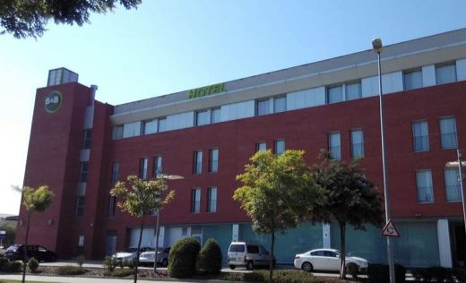 Hotel B&b Girona 3