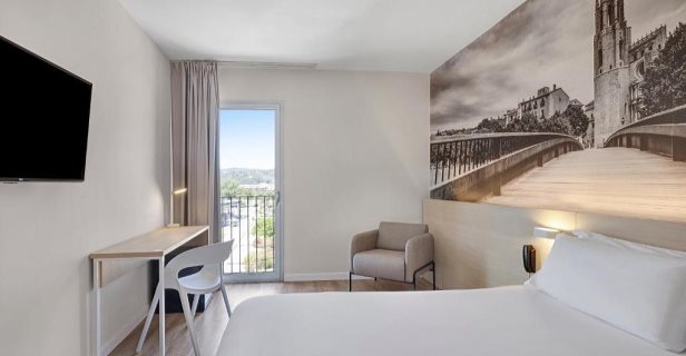 Hotel B&b Girona 3