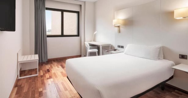 Hotel B&b Granada Estación
