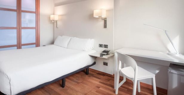 Hotel B&b Granada Estación