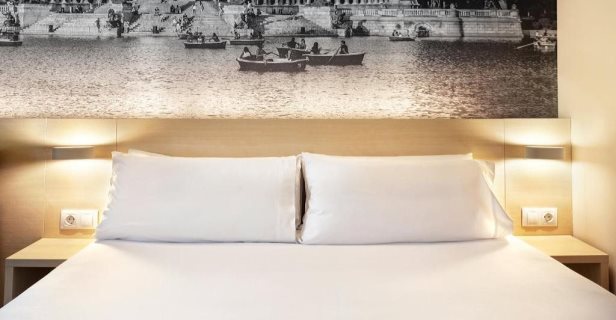 Hotel B&b Madrid Aeropuerto T1 T2 T3