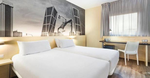 Hotel B&b Madrid Aeropuerto T1 T2 T3