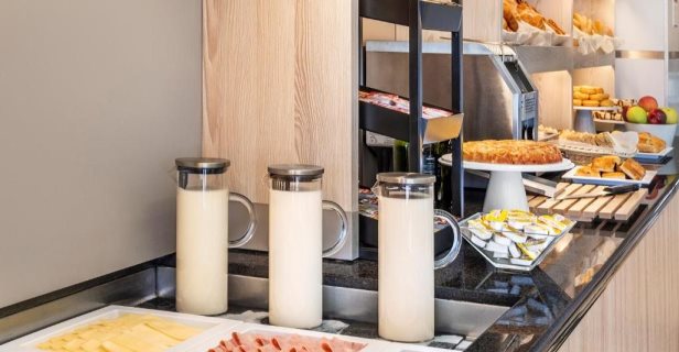 Hotel B&b Madrid Aeropuerto T4