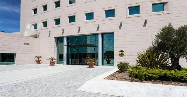 Hotel B&b Madrid Aeropuerto T4