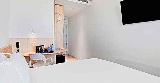 Hotel B&b Madrid Tres Cantos