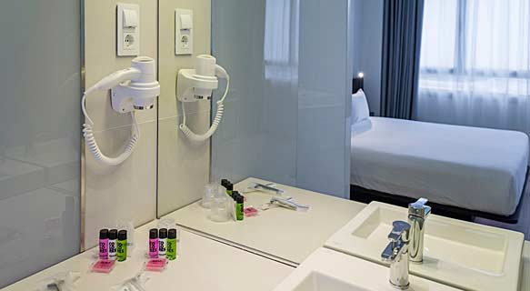 Hotel B&b Puerta Del Sol