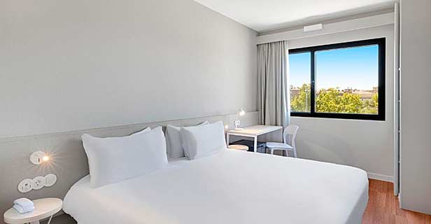 Hotel B&b Zaragoza Centro