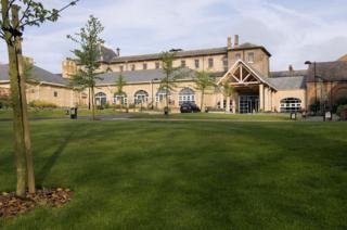Hotel Beaumont House