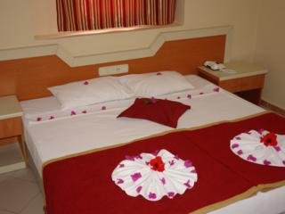 Hotel Bellacasa Suite's & Club