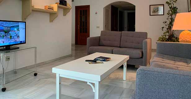 Hotel Benabola Suites
