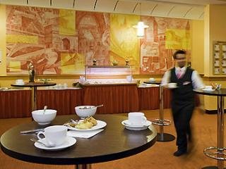 Hotel Best Western Amedia Frankfurt Airport