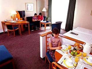 Hotel Best Western Amedia Frankfurt Airport