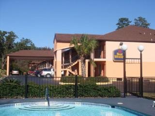 Hotel Best Western Pride Inn & Suites