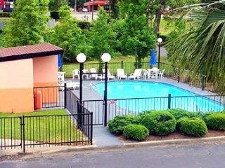 Hotel Best Western Pride Inn & Suites
