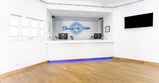 Hotel Beverly Hills Heights