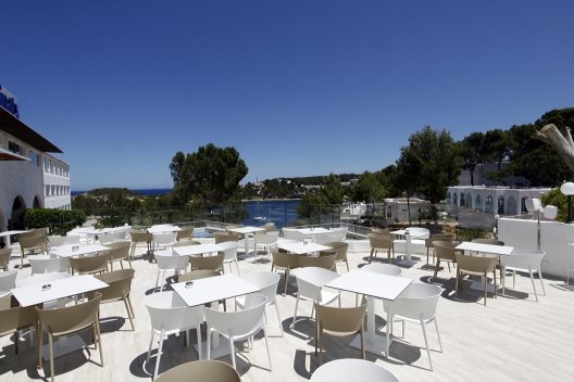 Hotel Bg Portinatx Beach Club