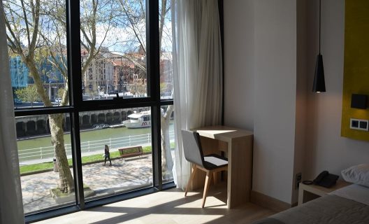 Hotel Bilbao Plaza
