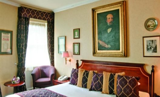 Hotel Blooms Townhouse